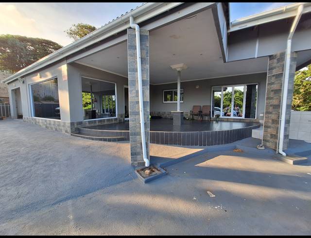 3 BEDROOM HOUSE FOR SALE IN SEA PARK
